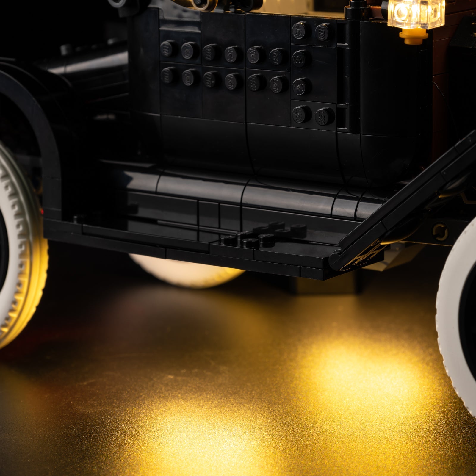 Light Kit For LEGO Ford Model T Touch Version 11376 - 10-details