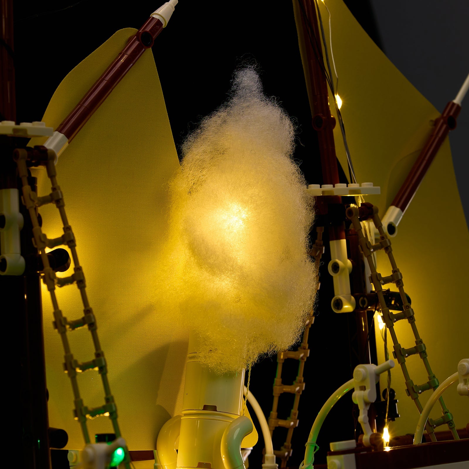 10335-The_Endurance-Detail_Light6_2f2158f7-c1cc-4288-806e-7ef6feb649be.jpg