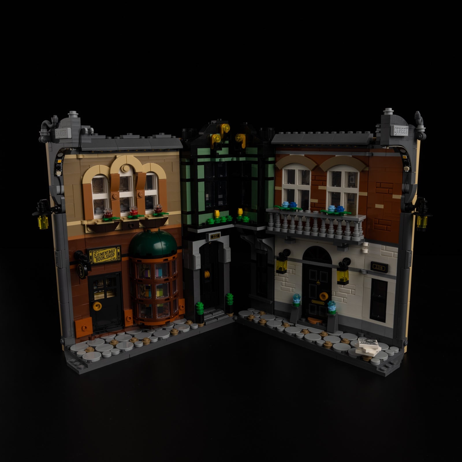 Light Kit For LEGO Sherlock Holmes Book Nook 10351 - Gallery Image 17