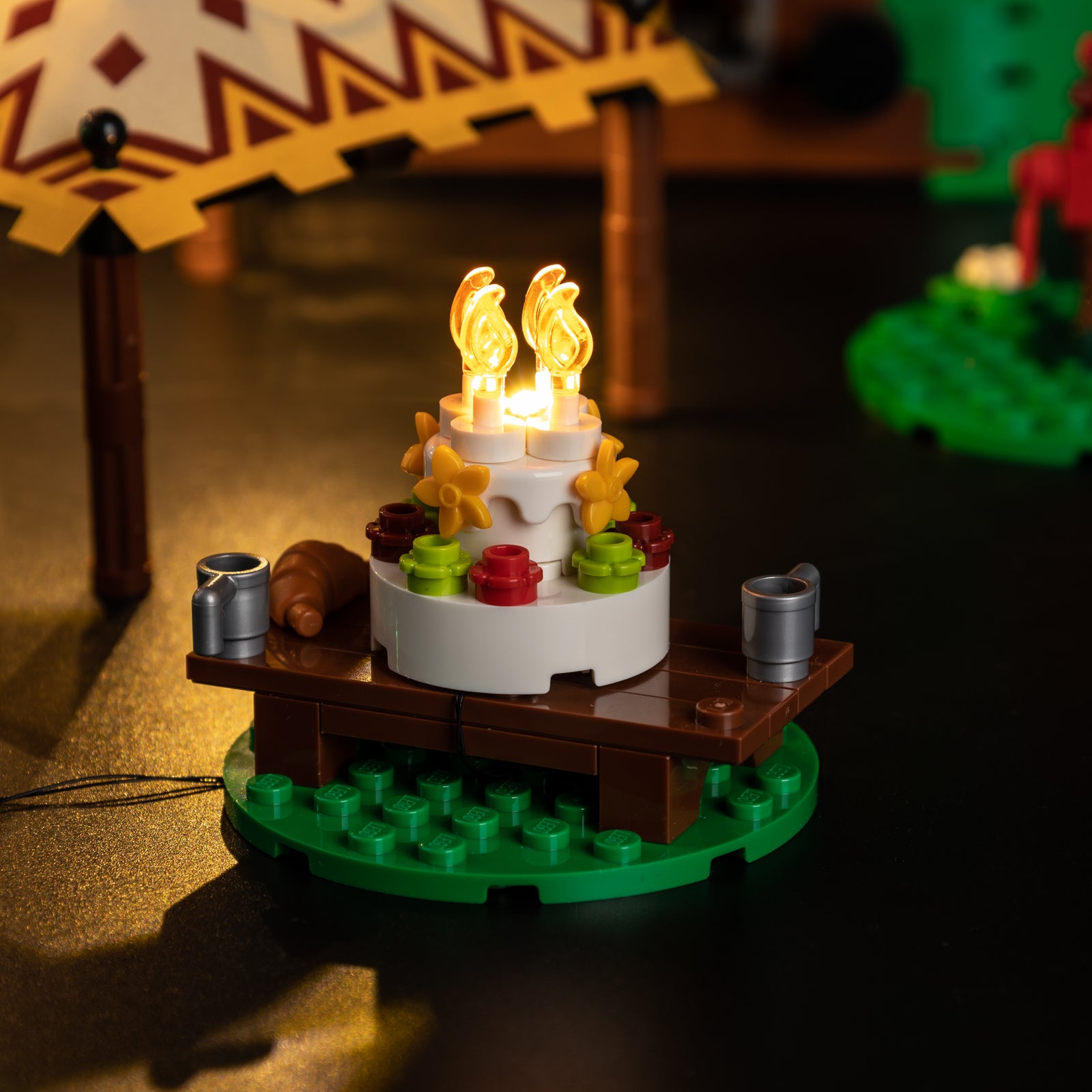 Kyglaring Light Kit for LEGO The Lord of the Rings: The Shire 10354 - Detail View (LED close-up)