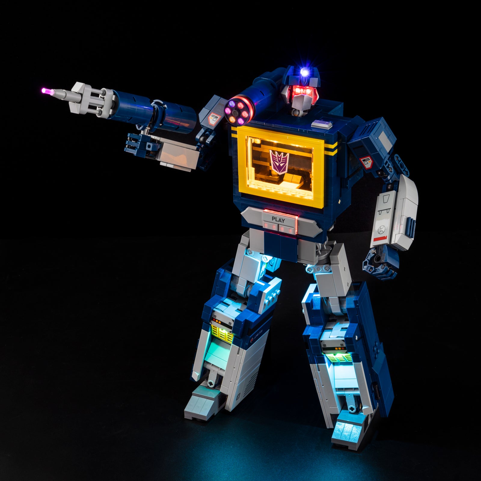 10358-Transformers-Soundwave-Light3.jpg