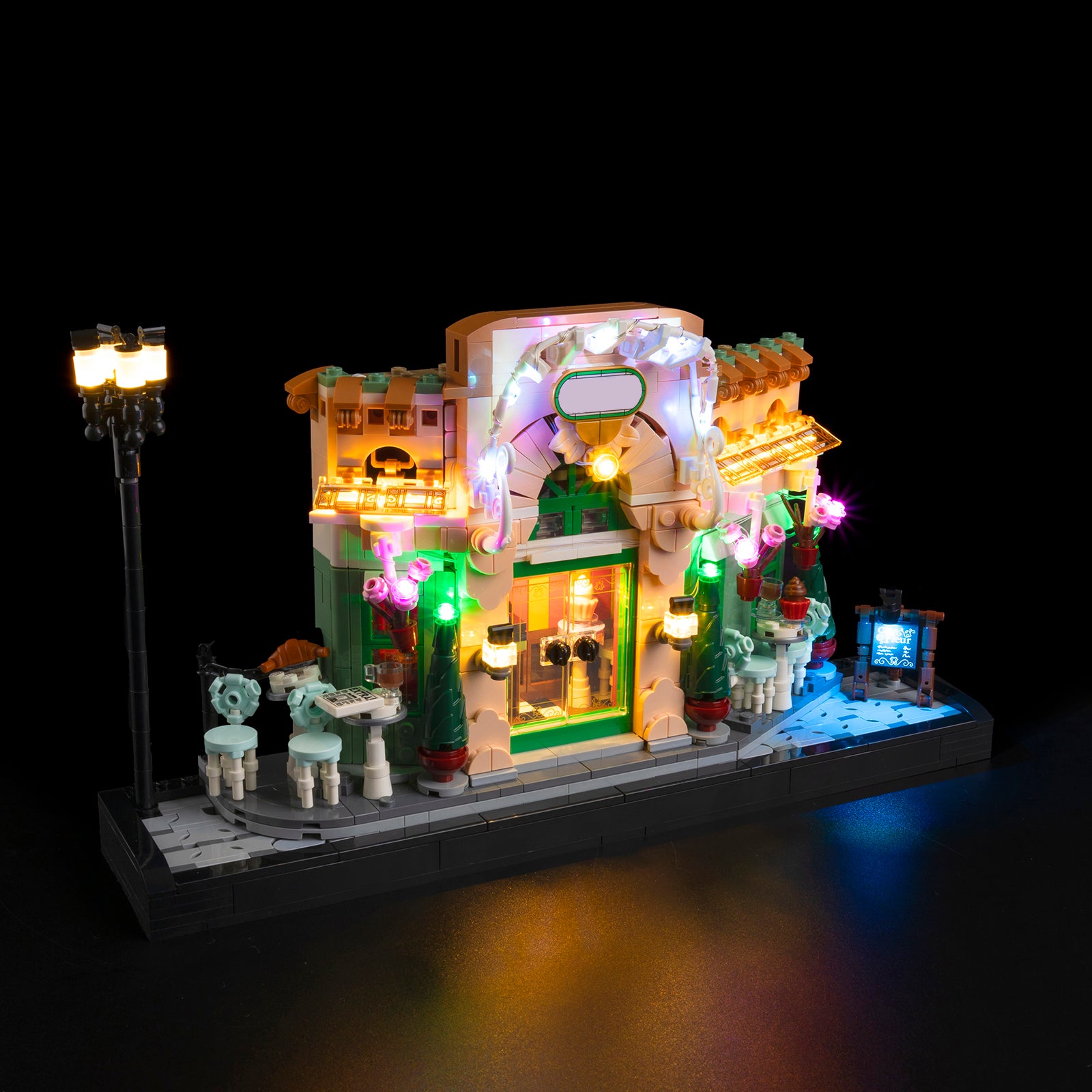 10362-French-Cafe-Detail Light1.jpg