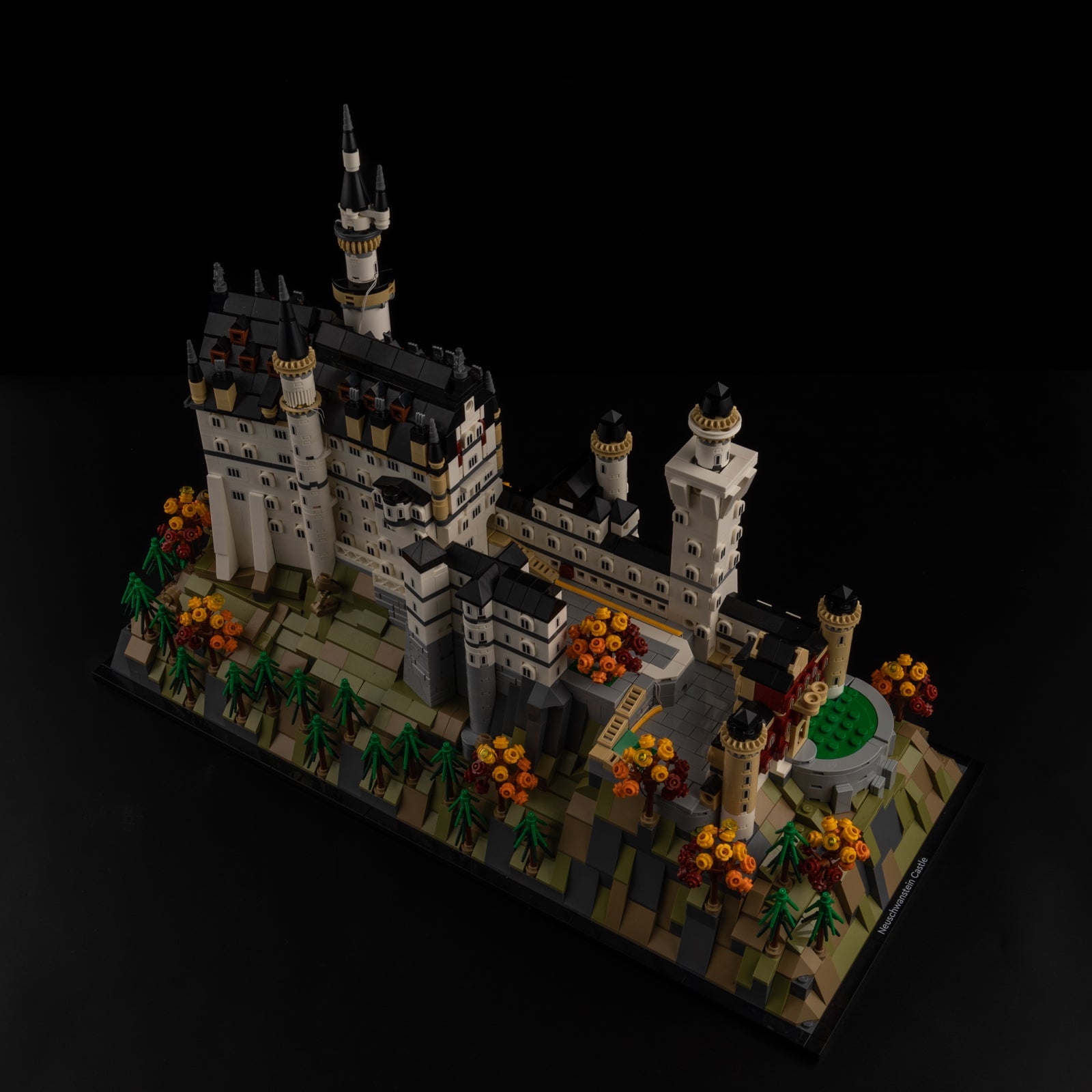 Light Kit For LEGO Neuschwanstein-Castle 21063 - Gallery Image 2
