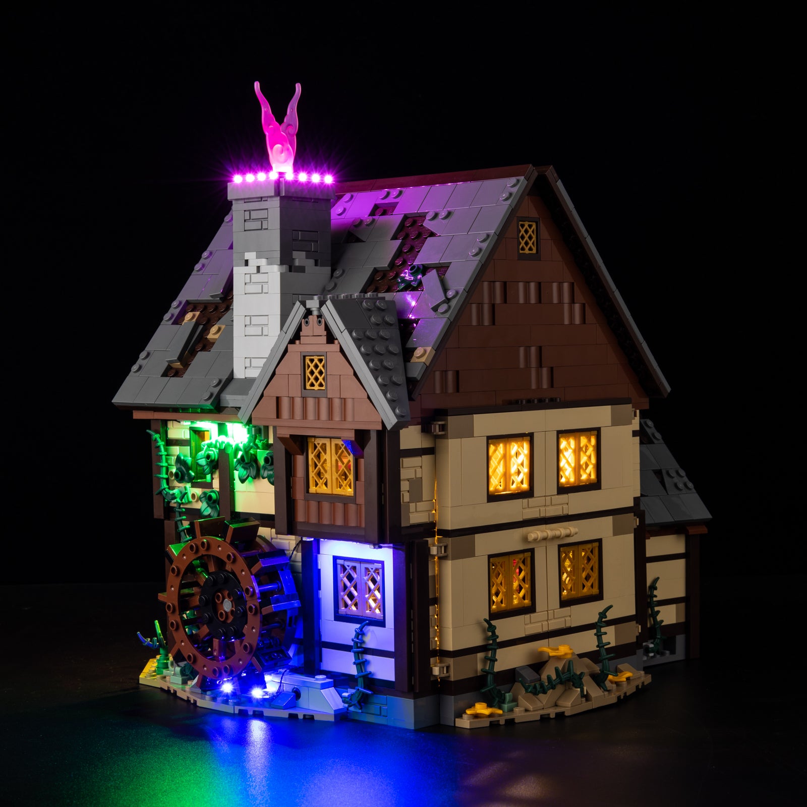 21341-Disney-Hocus-Pocus-The-Sanderson-Sisters-Cottage-Light2.jpg