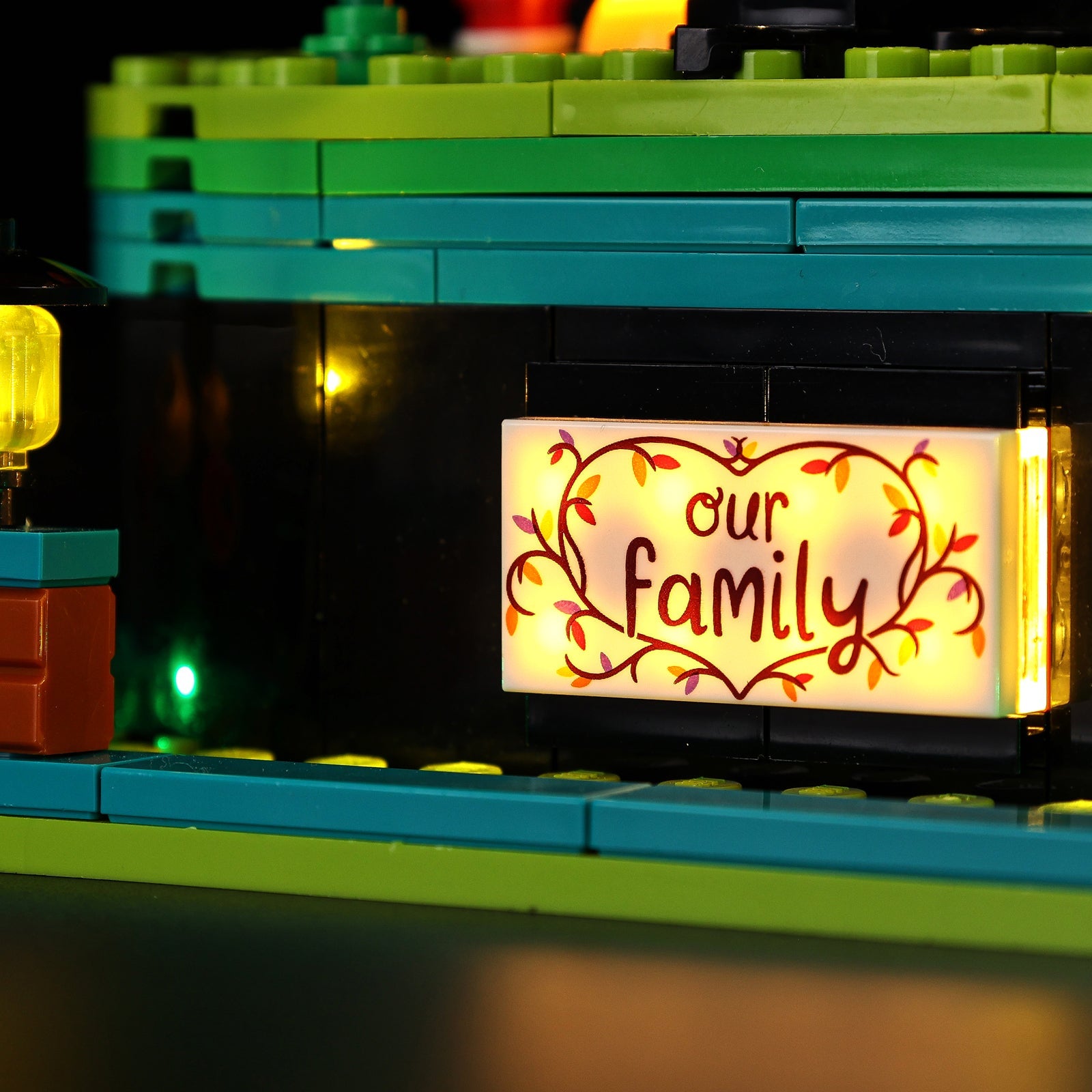 Light Kit For LEGO Family-Tree 21346 - Gallery Image 13