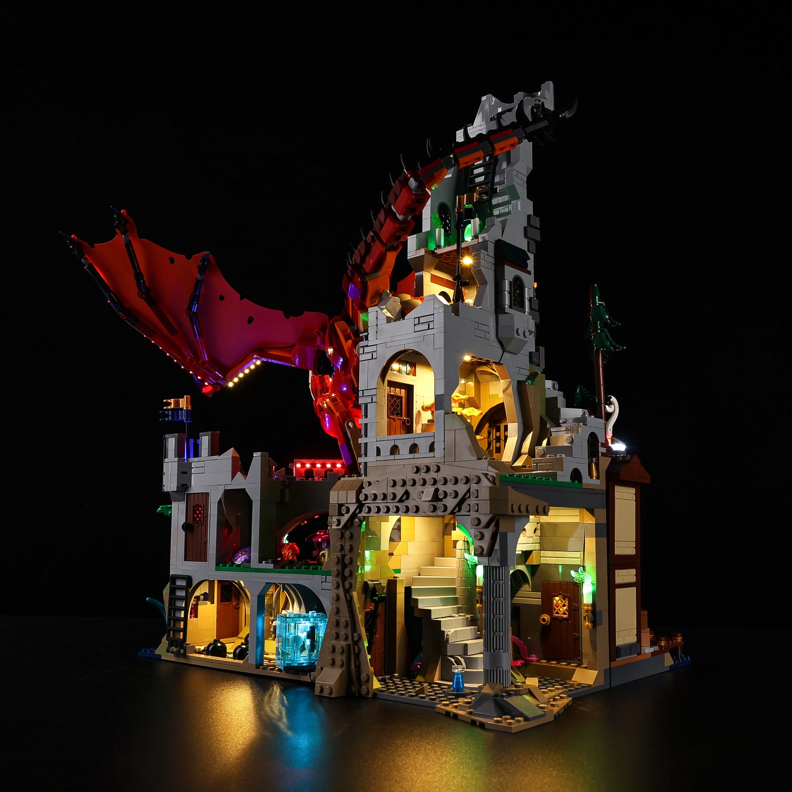 21348-Dungeons-Dragons-Red-Dragons-Tale-Detail Light3.jpg
