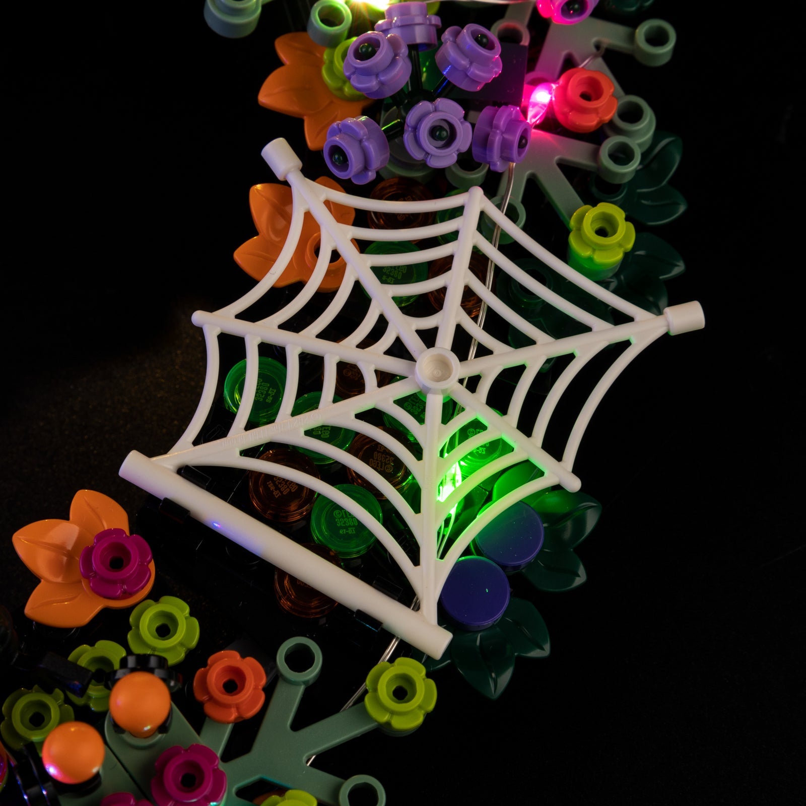 Light Kit For LEGO Halloween Wreath 40825 - 40825-Halloween-Wreath-10-details