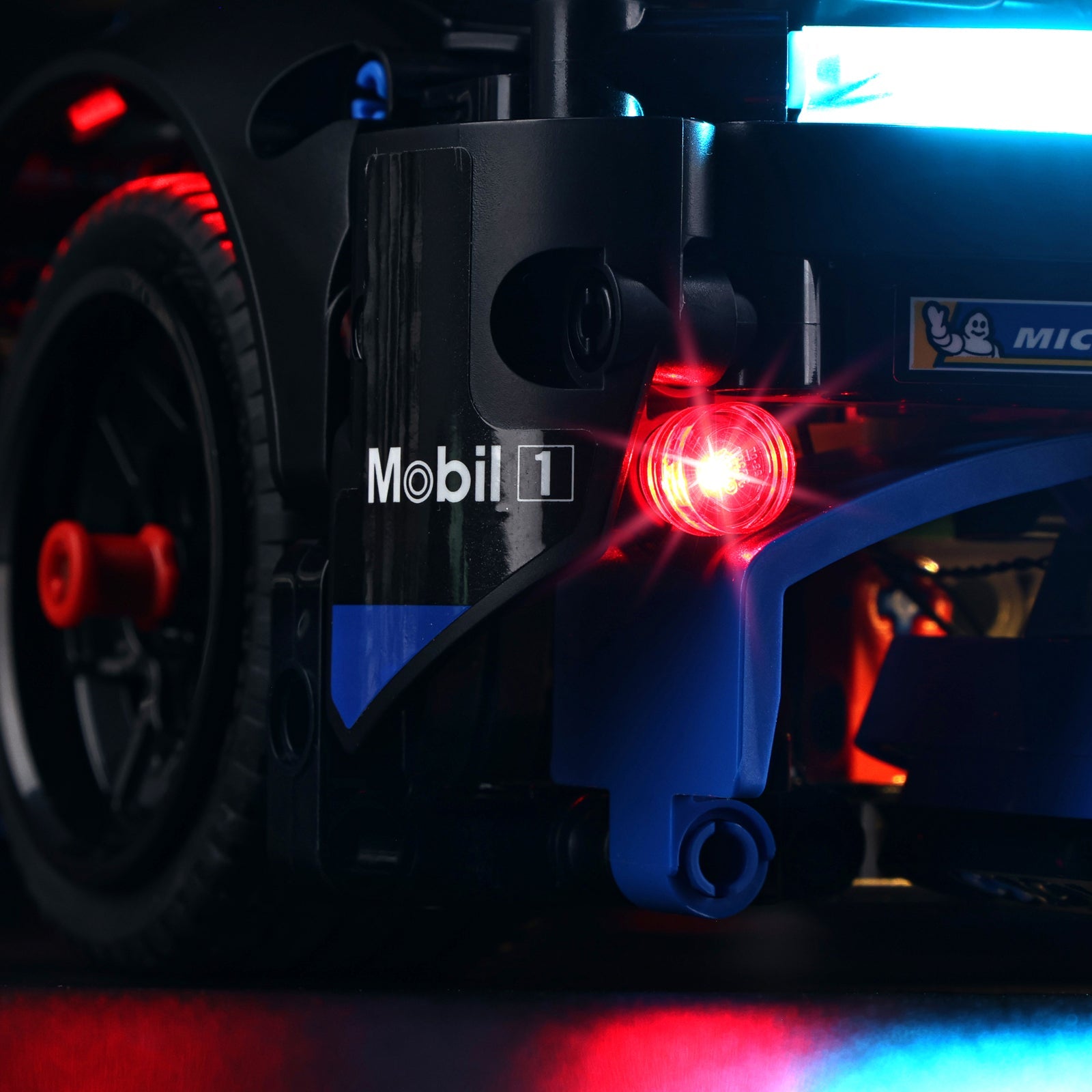 Light Kit For LEGO Porsche GT4 e-Performance Race Car 42176 - 42176-8-details