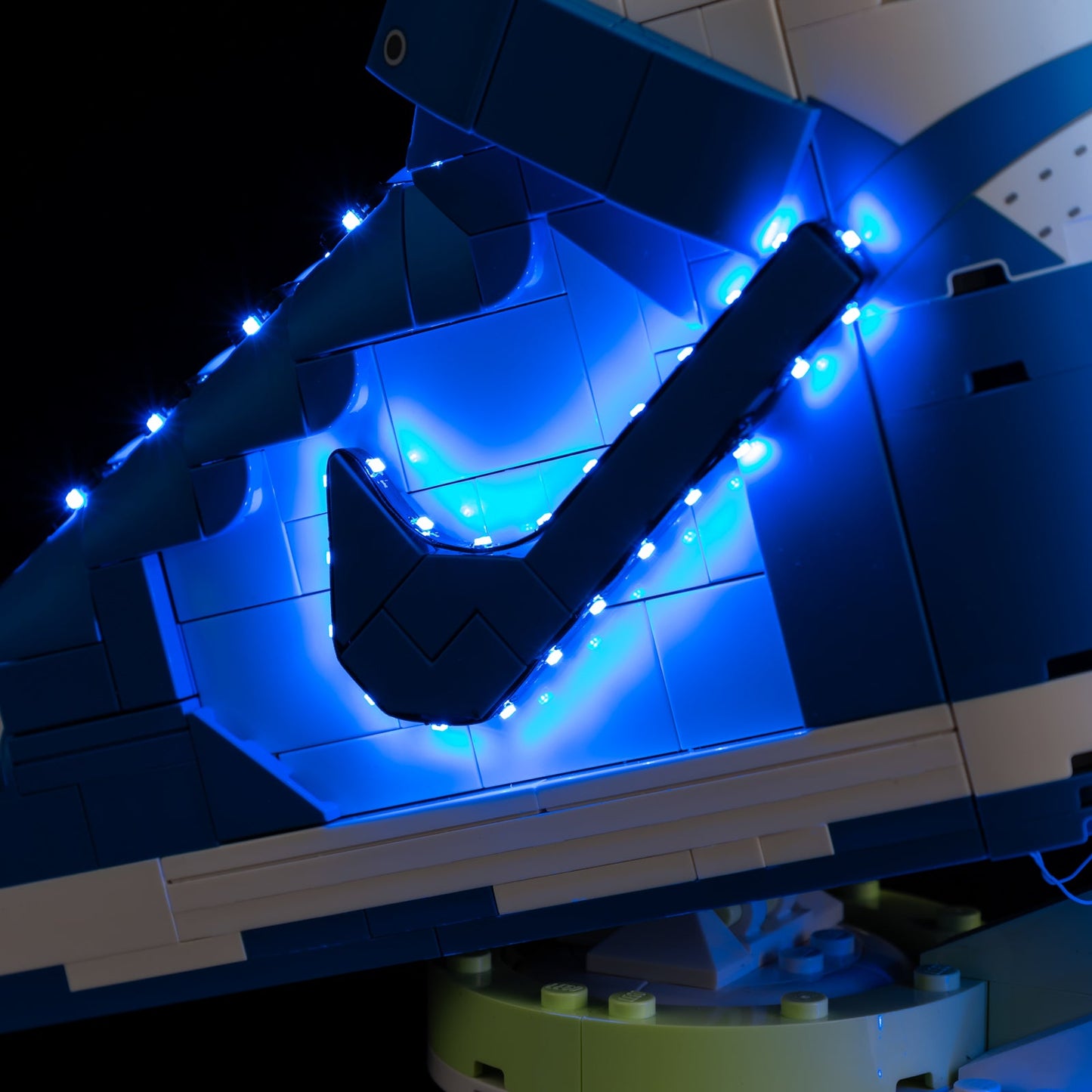 Light Kit For LEGO Nike Dunk 43008 - 43008-Nike-Dunk-8-details