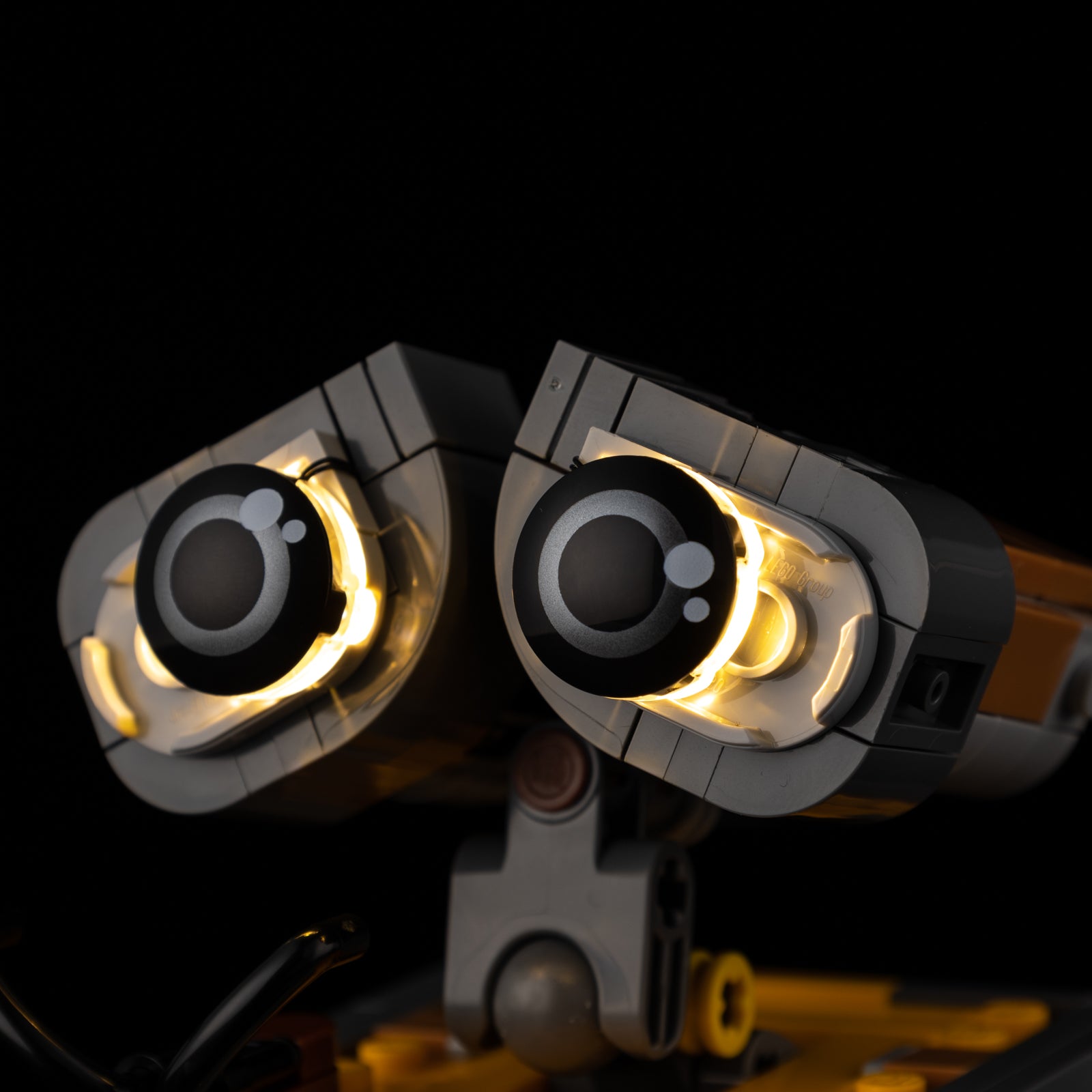 43279 Wall E and Eve 6 details