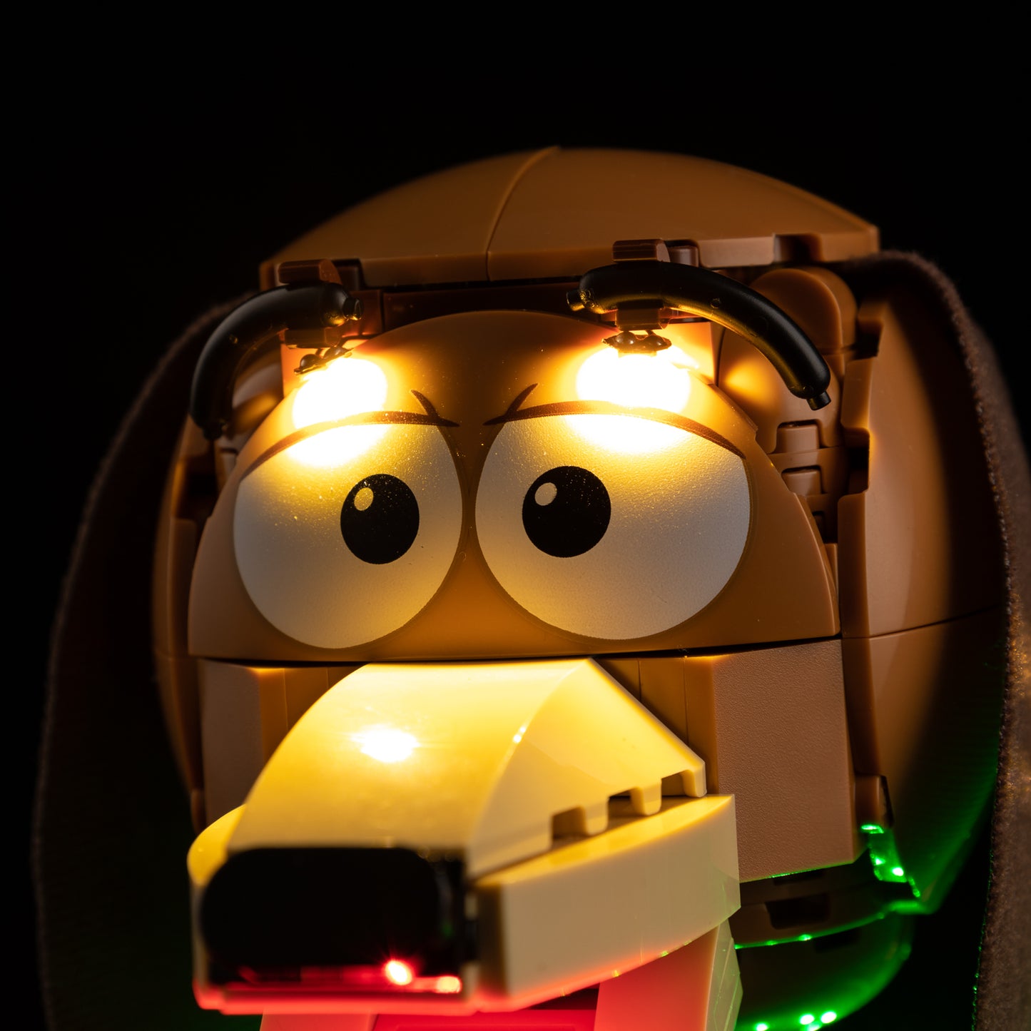 Close-up of LEGO 43301 Toy dog face