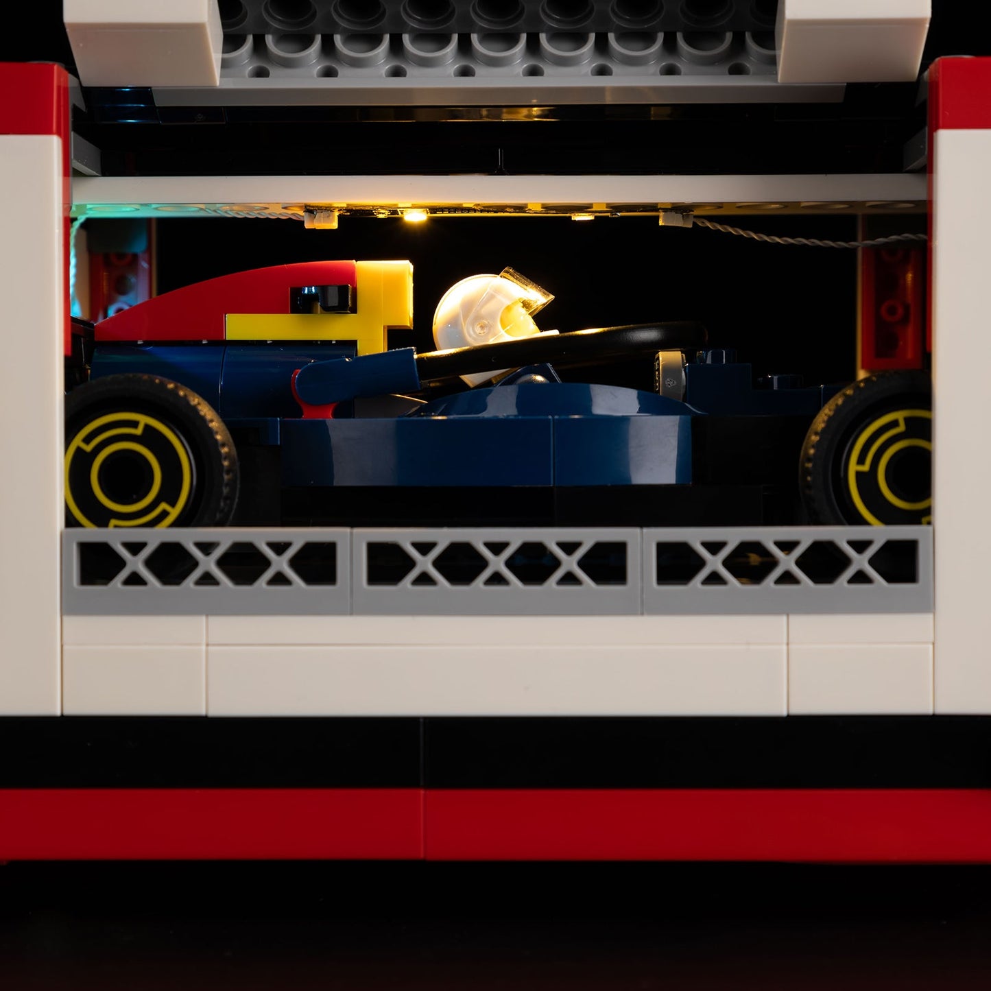 Light Kit For LEGO F1 Truck with RB20 and AMR24 F1 Cars 60445 - 60445-F1-Truck-with-RB20-and-AMR24-F1-Cars-10-details