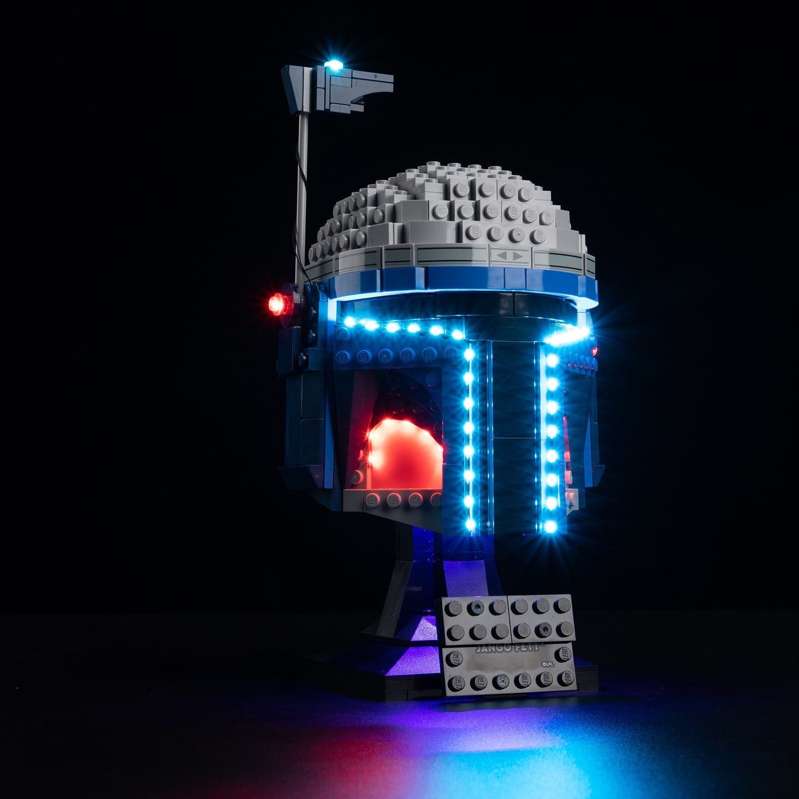 Light Kit For LEGO Jango Fett Helmet 75408 - 75408-Jango-Fett-Helmet-Jedi-Starfighter-Jedi-Starfighter-Jedi-Starfighter-Jedi-Starfighter-1-on (lights on)