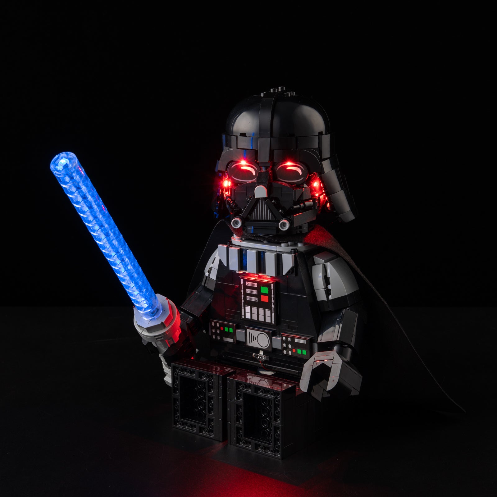 Top view of the Up-Scaled Darth Vader™ Minifigure with lights set
