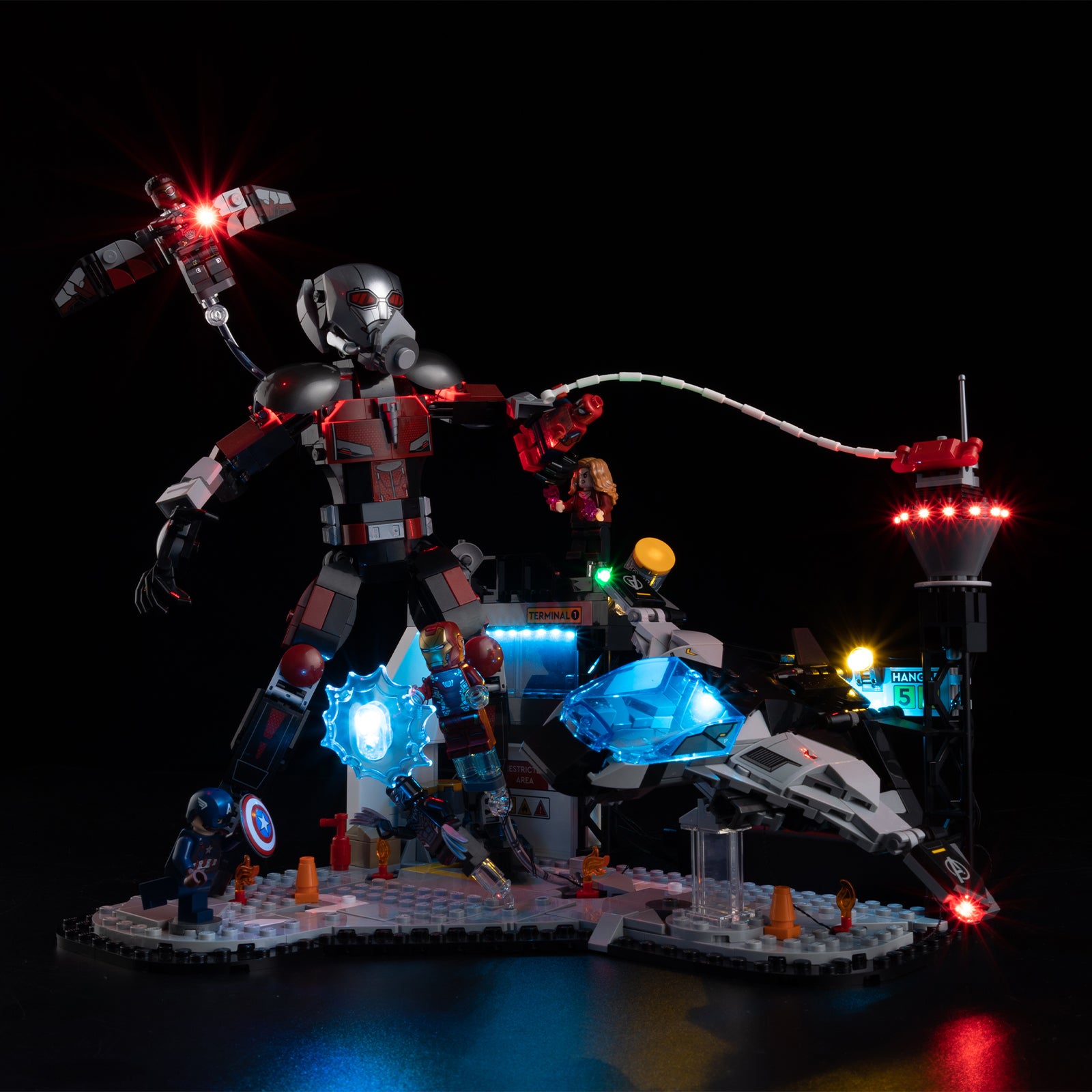Captain America: Civil War Action Battle 76314 - lit with full glow, hero view