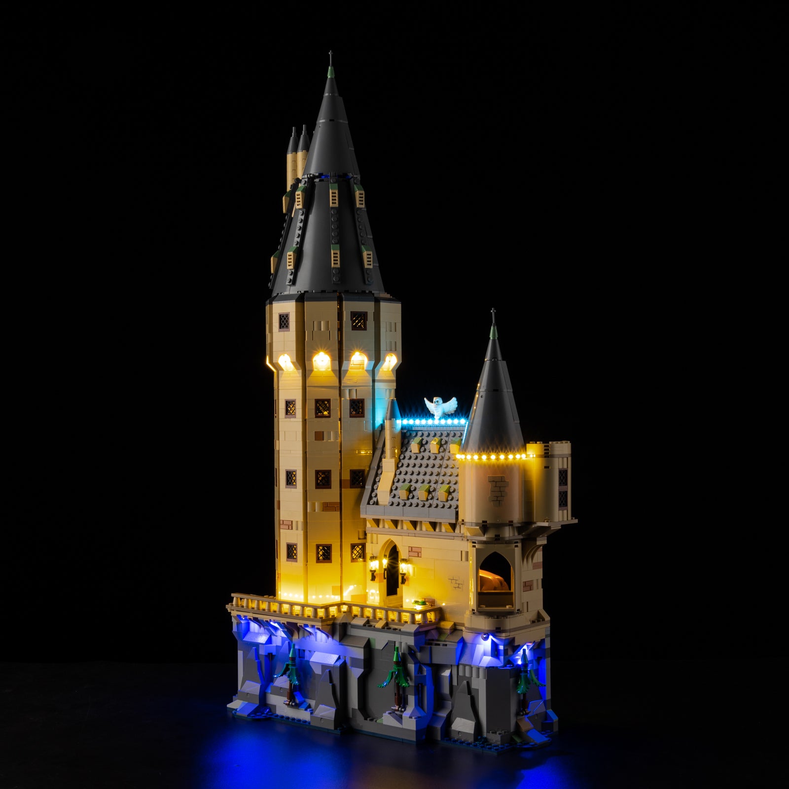 Hogwarts Castle The Main Tower 76454 - alternate angle, lights on