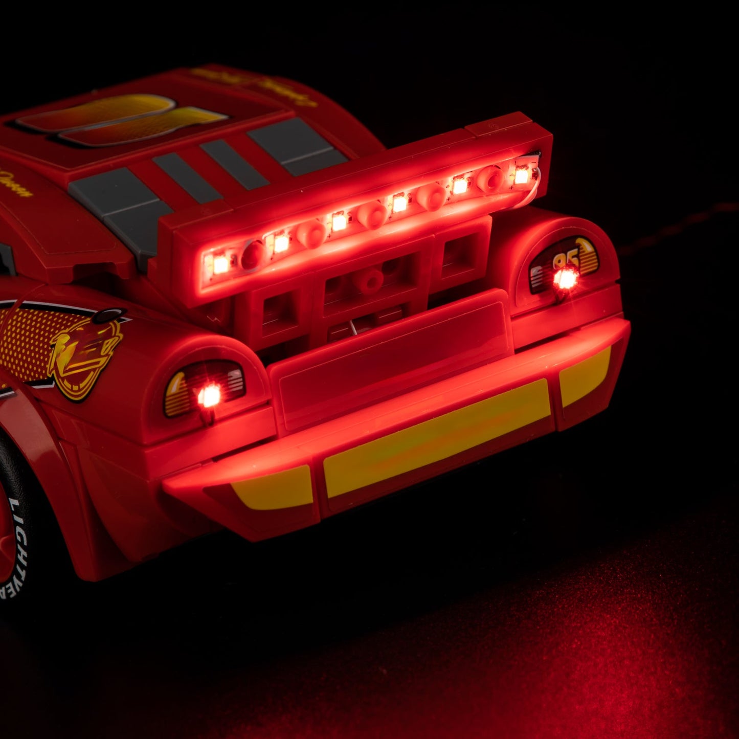 Light Kit for LEGO Lightning McQueen 77255 - wheel detail with Lightyear tire lettering