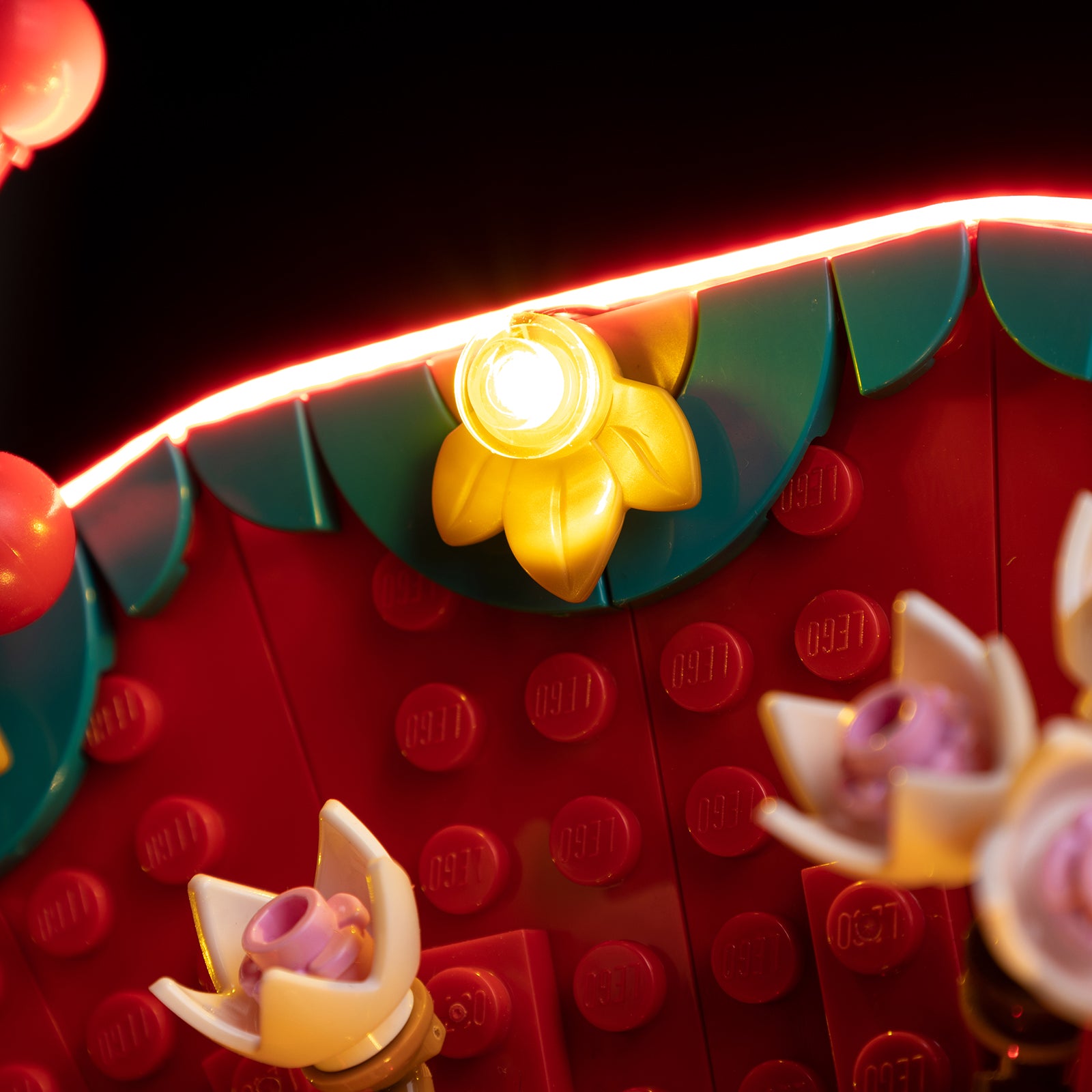 80117 80117 - close-up of cockpit and interior glow